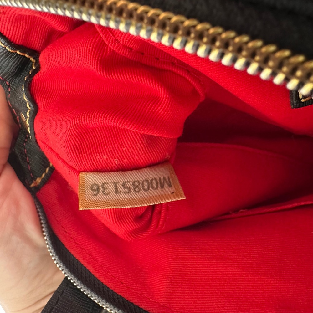 Dooney & Bourke Tartan Plaid Dome Satchel Crossbody Black Red Multi Gold Chain - Picture 7 of 16